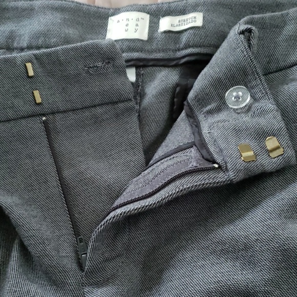 Ankle slacks - Picture 3 of 5